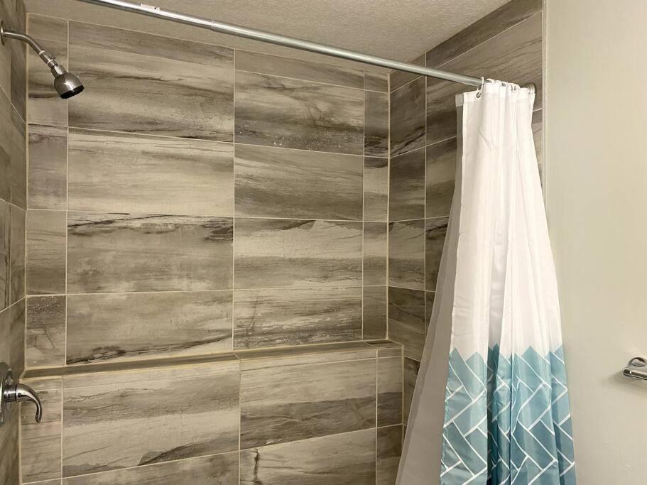 Beautiful And Spacious 1 Room In A Very Quiet Area Эйрдри Экстерьер фото